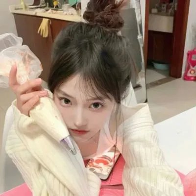 小资女孩向前冲